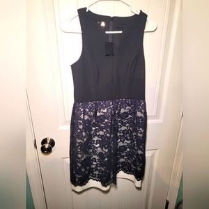 4 collective black lace, white dress v neck with zip back size 4